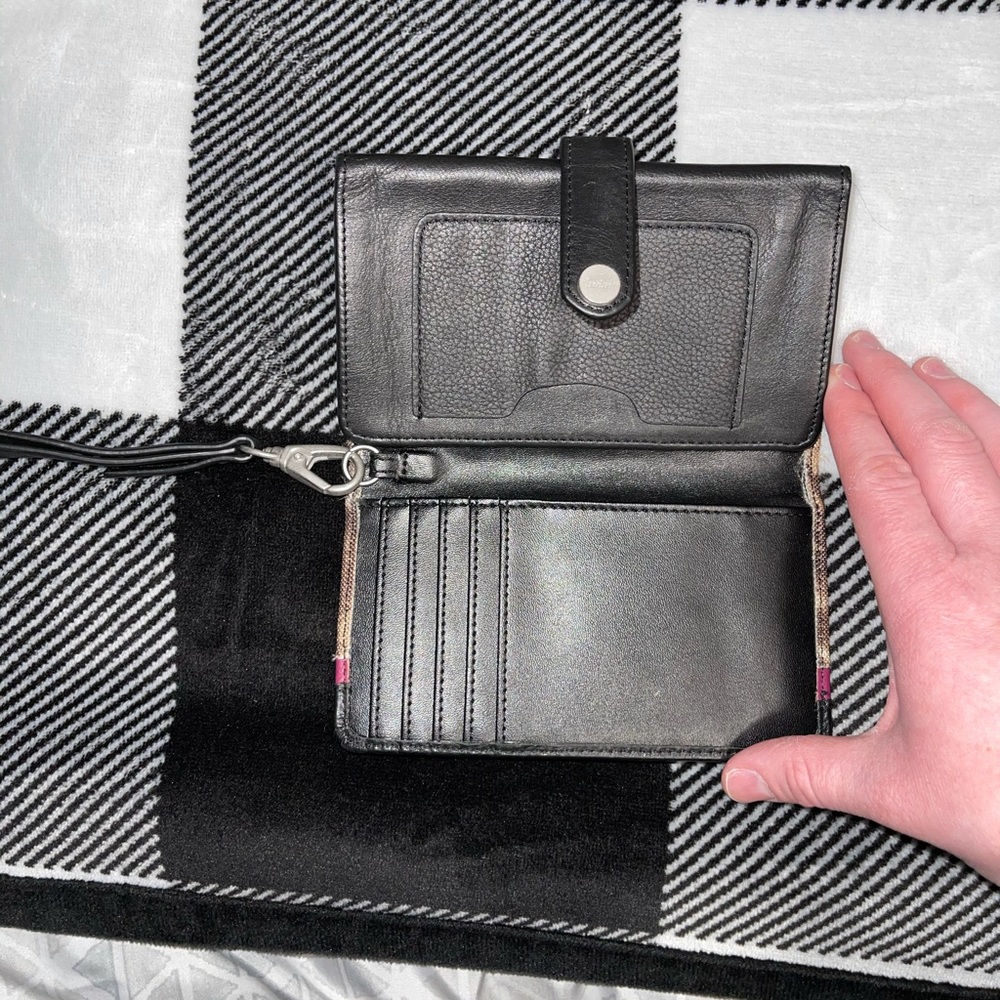 Carhartt women wristlet